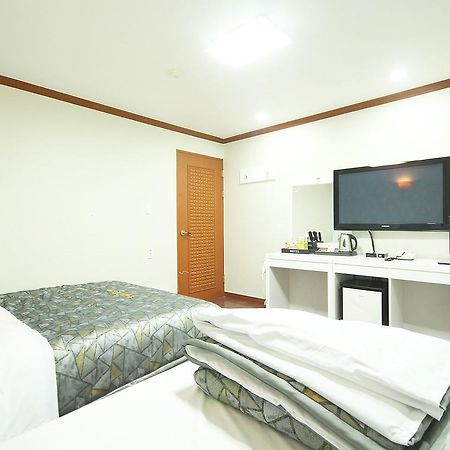 Picasso Motel Haeundae Busan Exterior foto